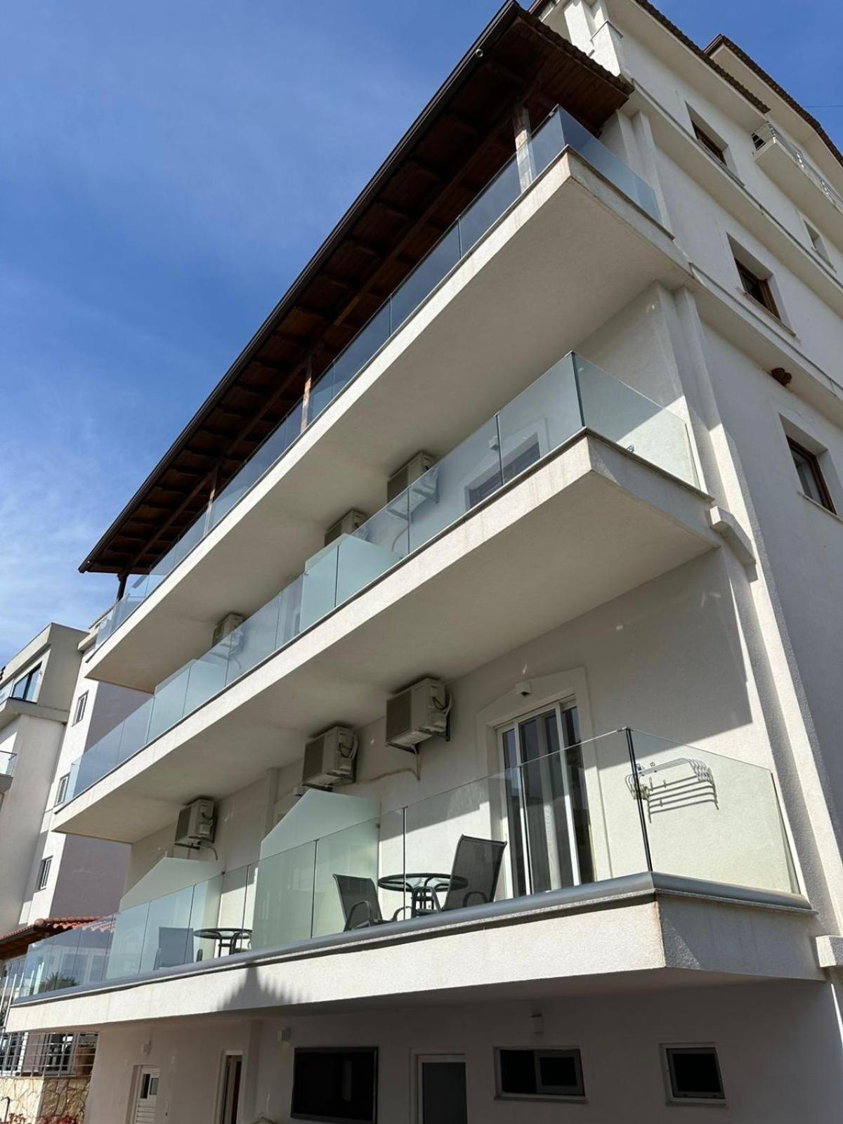 Hotel Marku Ksamil Extérieur photo